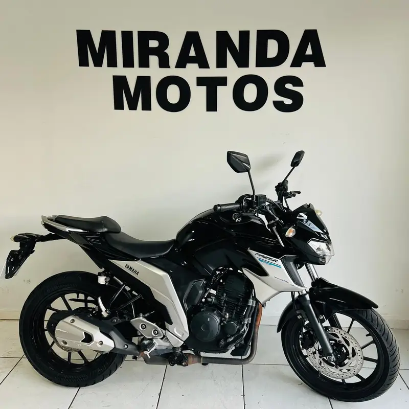 Yamaha Fazer FZ25 ABS