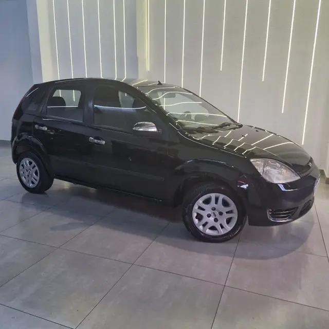 Carro Ford Fiesta Hatch 2007 1.0