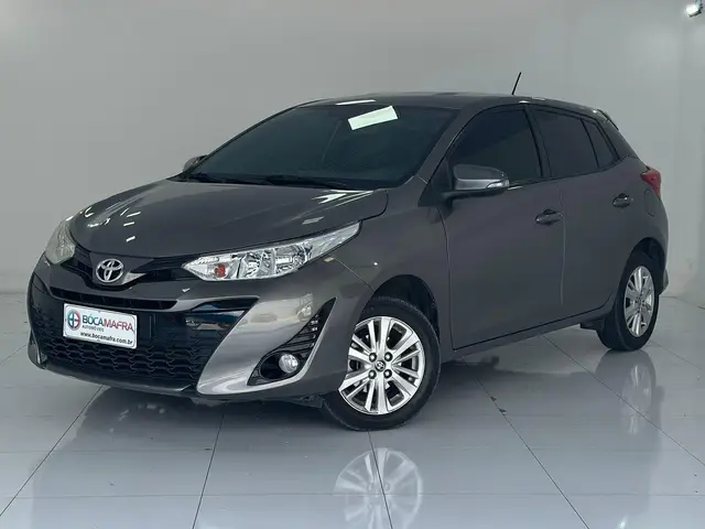 Carro Toyota Yaris Sedan 2020 1.5 XL Plus Connect CVT (Flex)