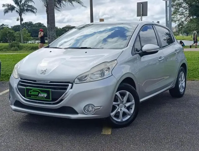 Carro Peugeot 208 2015 Active 1.5 8V (Flex)