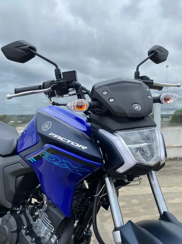 Moto Yamaha YBR 150 Factor 2025 DX