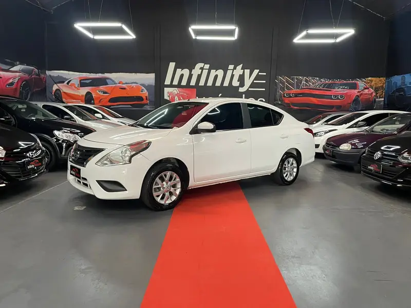 Nissan Versa 1.6 16V SV FlexStart CVT (Flex)