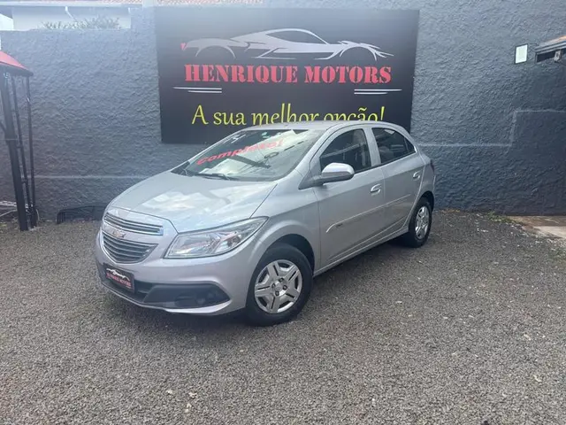 Carro Chevrolet Onix 2014 1.0 LT SPE/4