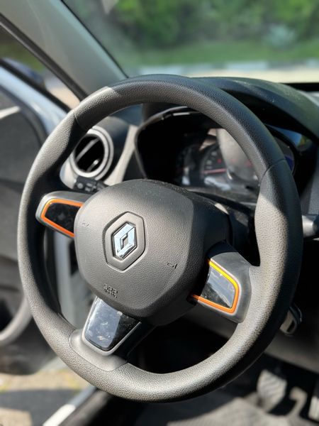 Kwid Outsider 1.0
