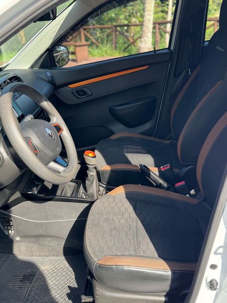 Kwid Outsider 1.0