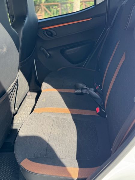 Kwid Outsider 1.0