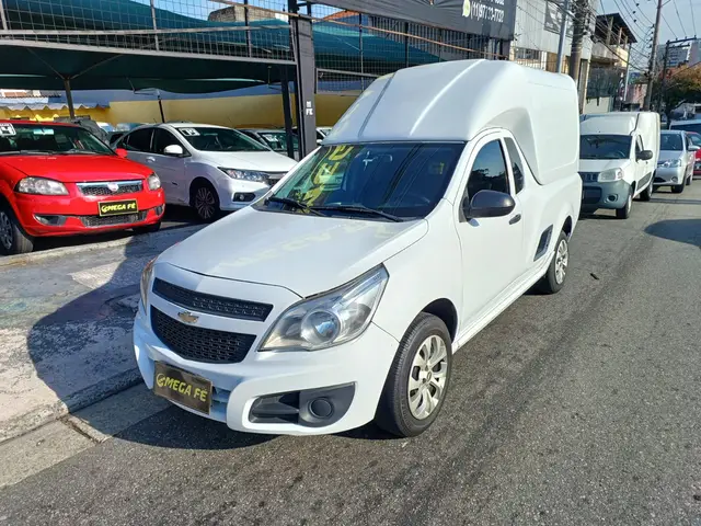Carro Chevrolet Montana 2019 LS 1.4 (Flex)