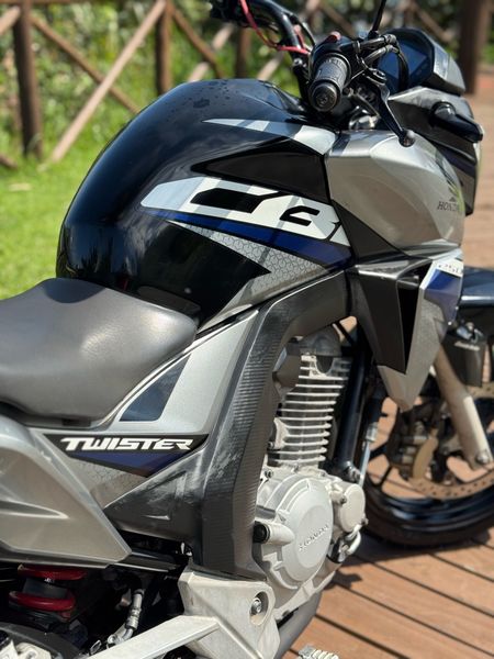 CB 250F Twister (ABS)