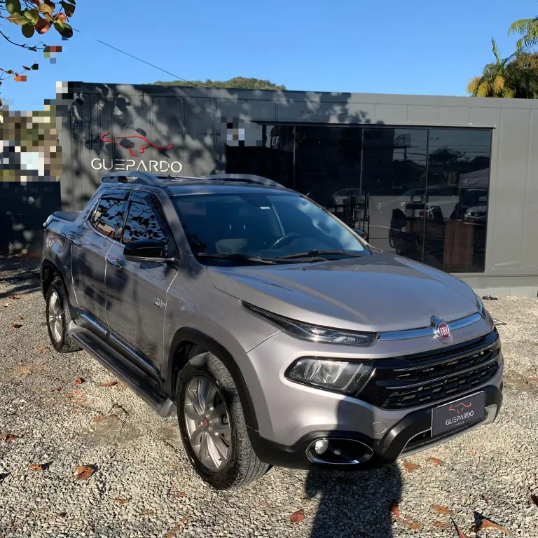 Fiat Toro 2.0 TDI Volcano Auto 4WD