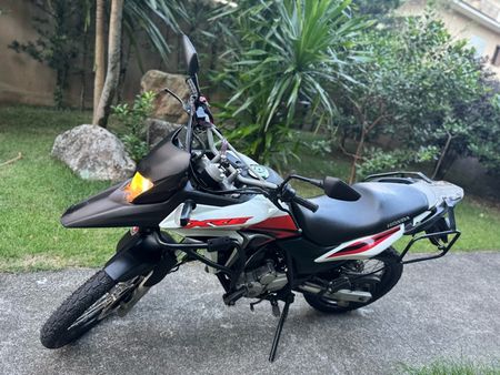 XRE 300 (Flex)