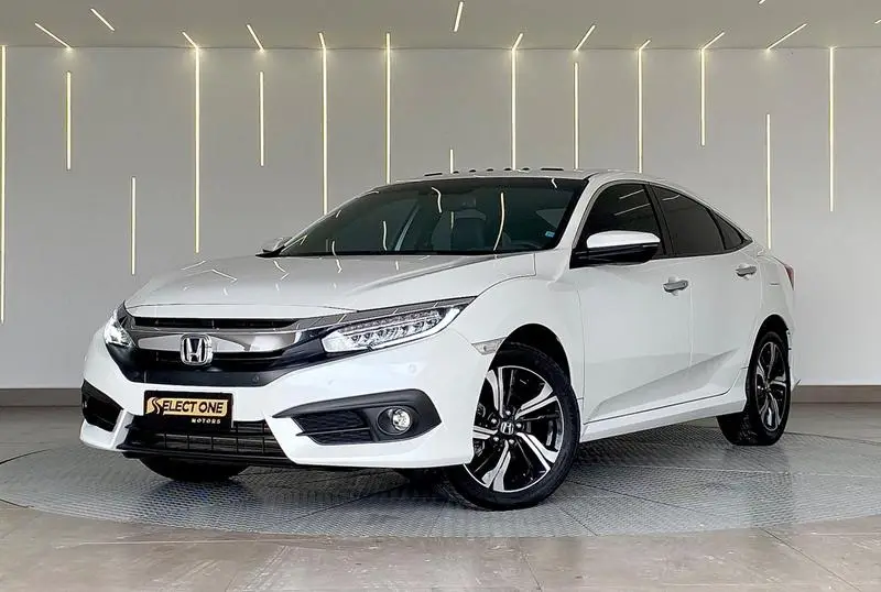 Honda Touring 1.5 Turbo CVT