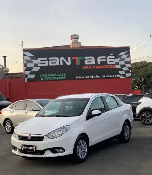 Carro Fiat Grand Siena 2016 Evo Attractive 1.4 8V (Flex)