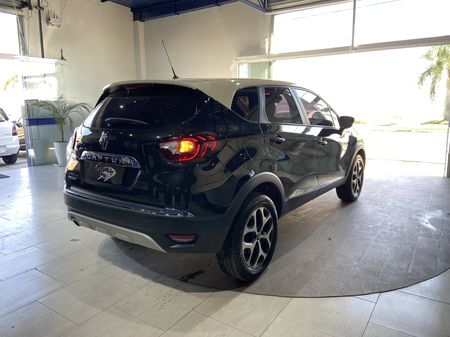 Captur Intense 1.6 16v SCe CVT (Flex)