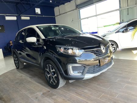 Captur Intense 1.6 16v SCe CVT (Flex)