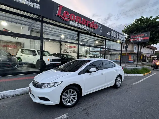 Carro Honda Civic 2015 LXS 1.8 i-VTEC (Aut) (Flex)