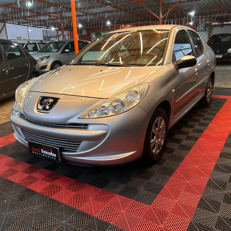 Peugeot 207 Sedan 207 Passion XR 1.4 8V (flex)
