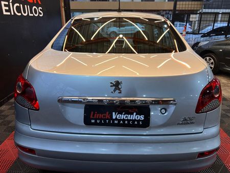 207 Sedan 207 Passion XR 1.4 8V (flex)