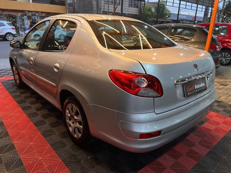 207 Sedan 207 Passion XR 1.4 8V (flex)