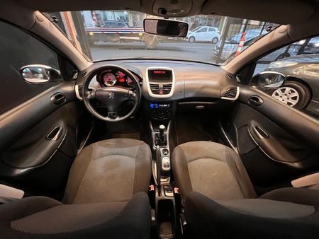 207 Sedan 207 Passion XR 1.4 8V (flex)