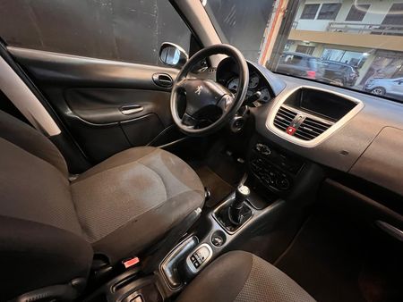 207 Sedan 207 Passion XR 1.4 8V (flex)