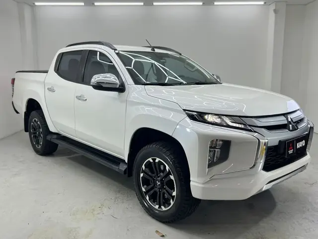 Carro Mitsubishi L200 Triton Sport 2023 HPE 2.4