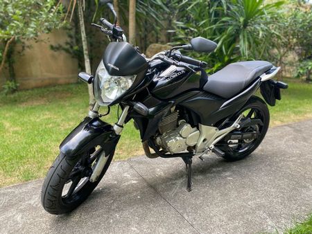 CB 300R Standard