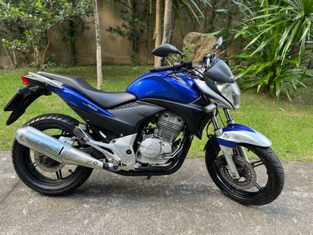 CB 300R Edição Especial