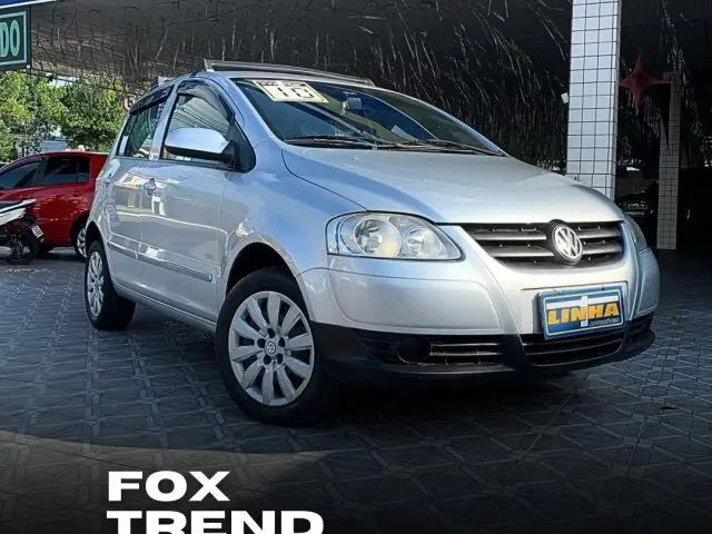 Carro Volkswagen Fox 2010 1.0 8V (Flex) 4p
