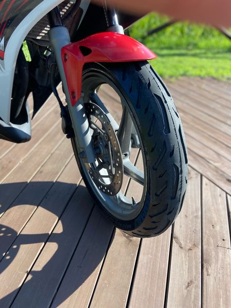 CBR 250R Standard