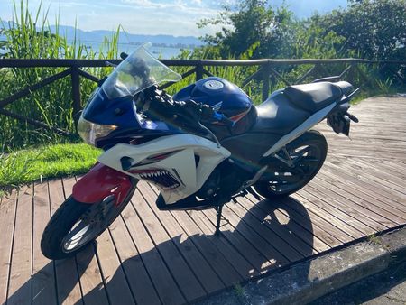 CBR 250R Standard