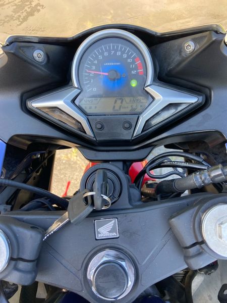 CBR 250R Standard
