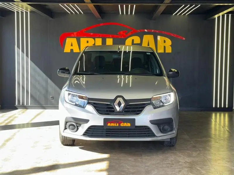 Renault Logan Iconic 1.6 16V SCe (Flex) (Aut)