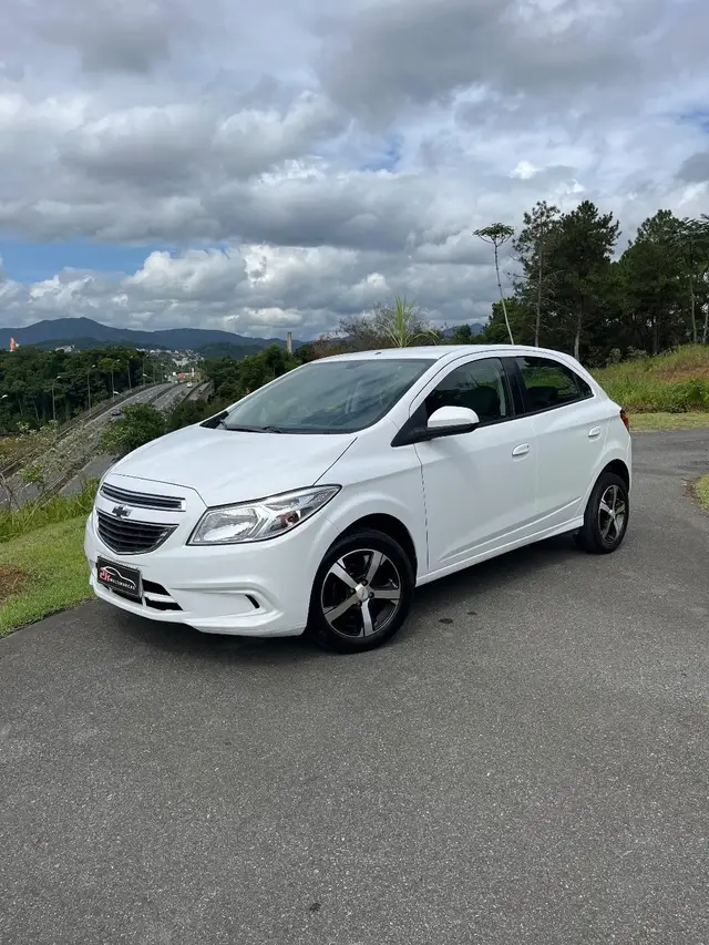 Carro Chevrolet Onix 2016 1.0 LT SPE/4