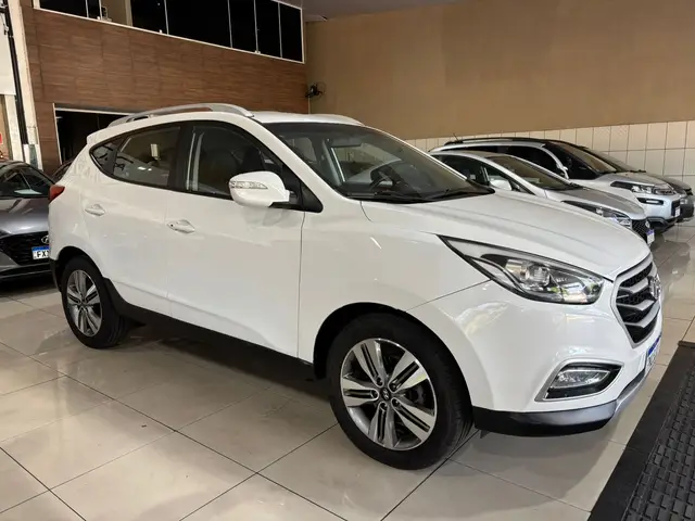 Carro Hyundai ix35 2017 2.0 2WD (Aut) (Flex)