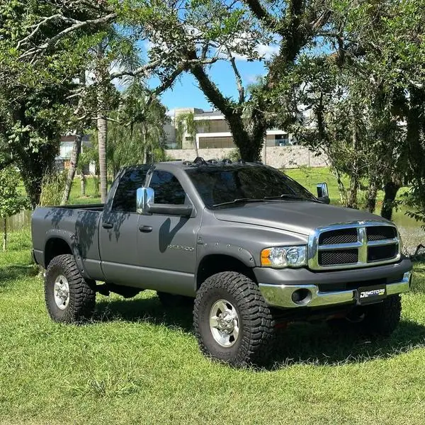 Carro Dodge RAM 2005 Ram 2500 QC 5.9