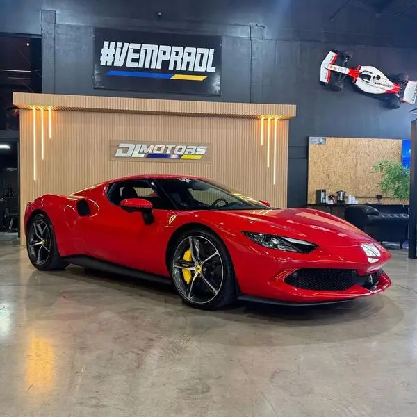 Carro Ferrari 296 2025 296 GTB (Hibrido)