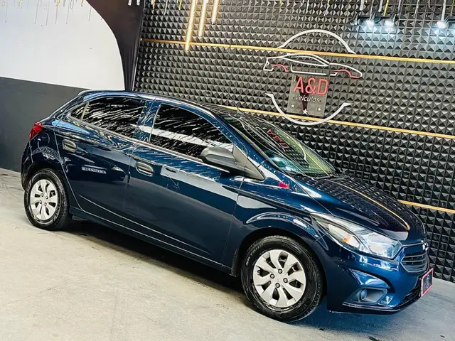 Carro Chevrolet Onix 2020 1.0 Joy SPE/4