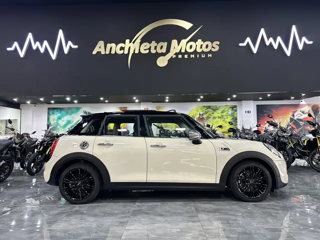 Carro MINI Cooper 2016 2.0 S Exclusive (Aut) 4p