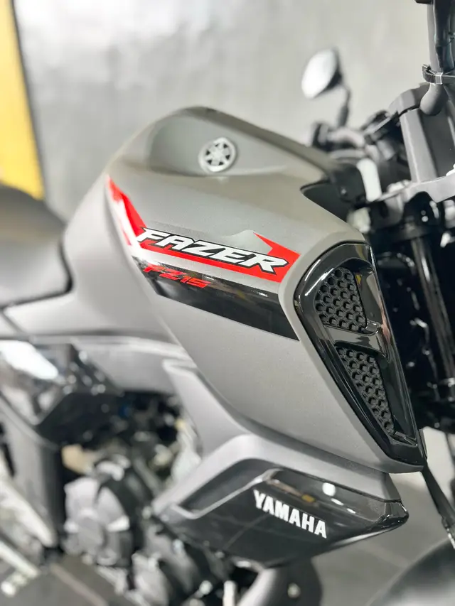 Moto Yamaha Fazer FZ15 2025 ABS Connected