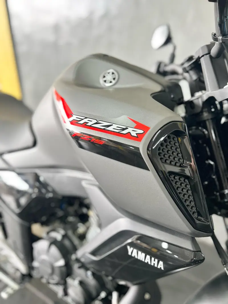 Yamaha Fazer FZ15 ABS Connected