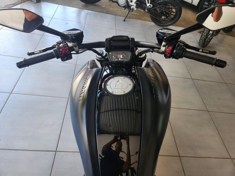 Ducati Diavel