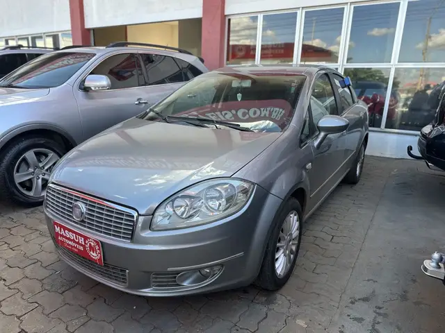 Carro Fiat Linea 2009 1.9 16V Dualogic (Flex)