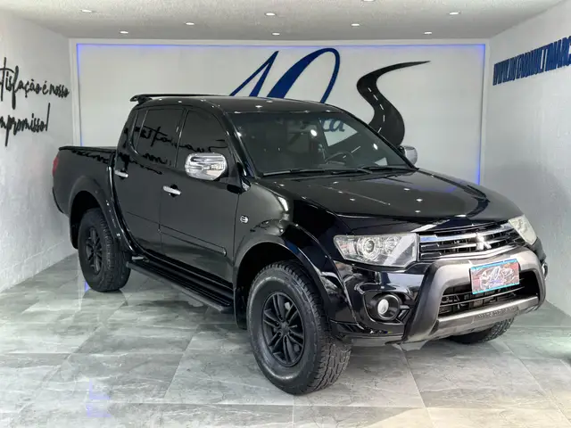 Carro Mitsubishi L200 Triton Sport 2016 3.5 V6 HPE Auto 4WD (Flex)