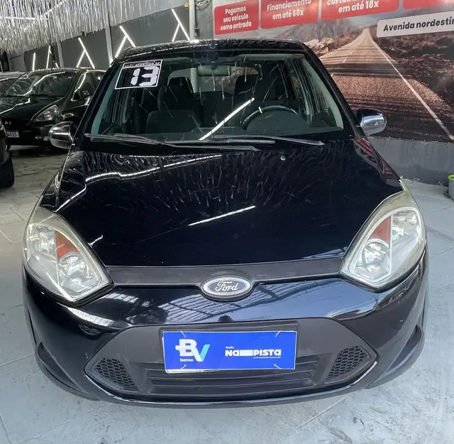 Carro Ford Fiesta Hatch 2013 SE Rocam 1.6 (Flex)