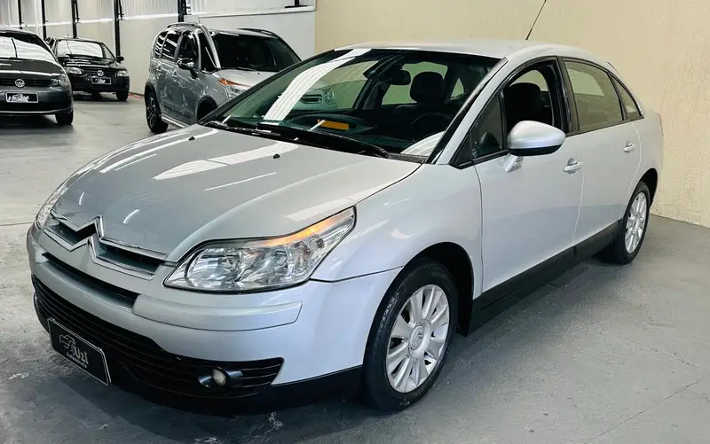 Citroën C4 Pallas GLX 2.0 16V (flex) (aut)
