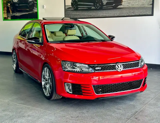 Carro Volkswagen Jetta 2013 2.0 TSI Highline DSG