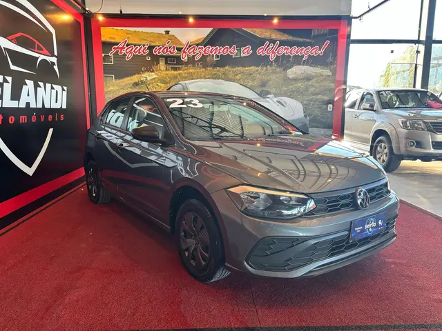 Carro Volkswagen Polo 2023 Track 1.0 Flex 12V 5p