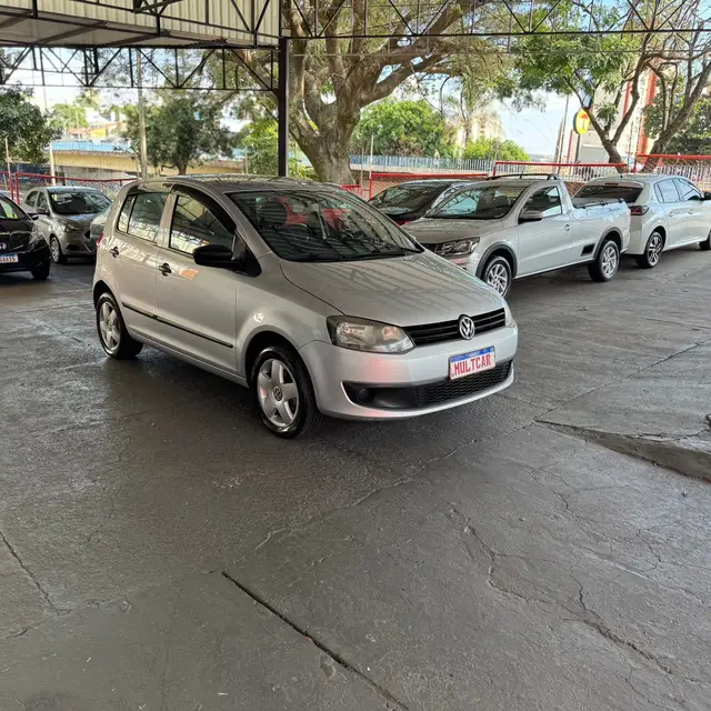 Carro Volkswagen Fox 2012 1.6 VHT (Flex)
