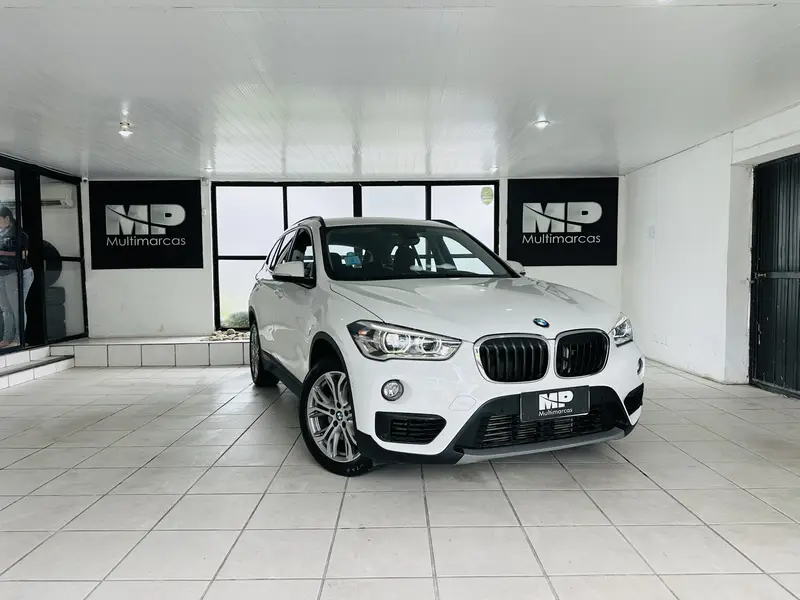 BMW X1 2.0 sDrive20i GP ActiveFlex