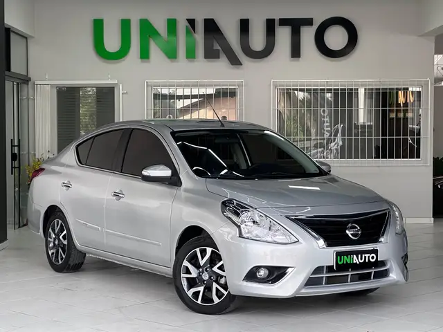 Carro Nissan Versa 2017 1.6 16V SL FlexStart CVT (Flex)